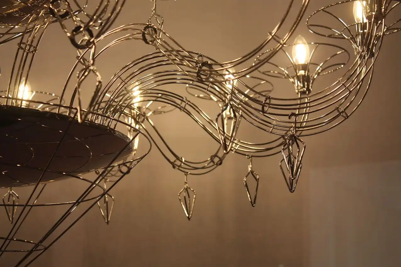 Metalux wire gold chandelier