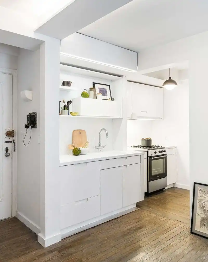 A clever and simple way to expand a tiny kitchen