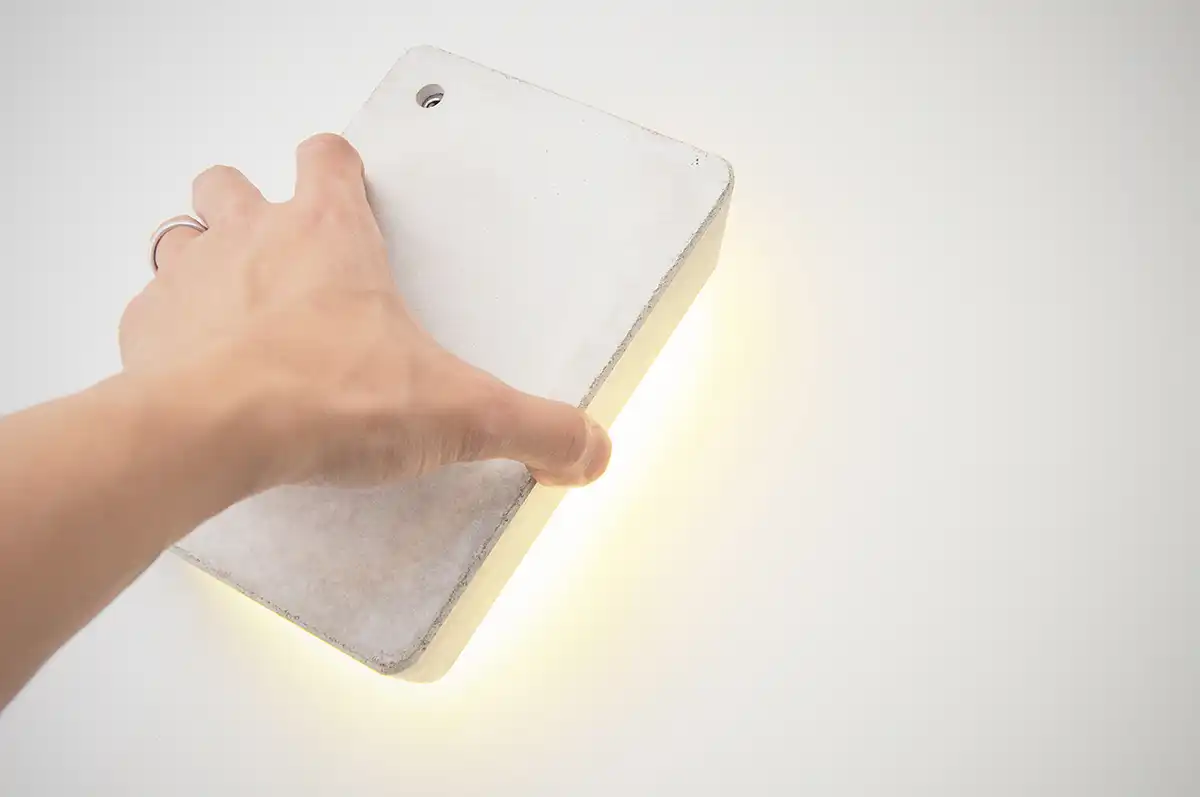 Minimal Brick Lamp from Concrete