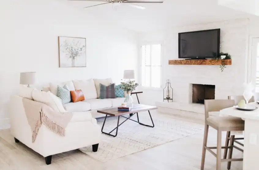 How To Achieve A Minimalist Living Room Decor
