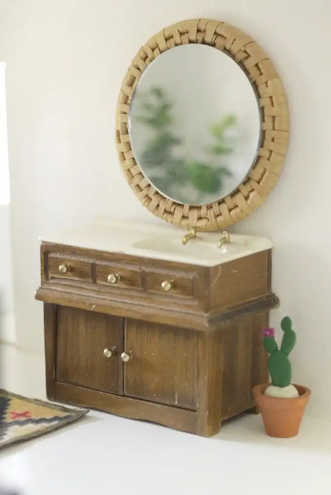 Repurpose a door mat into a frame