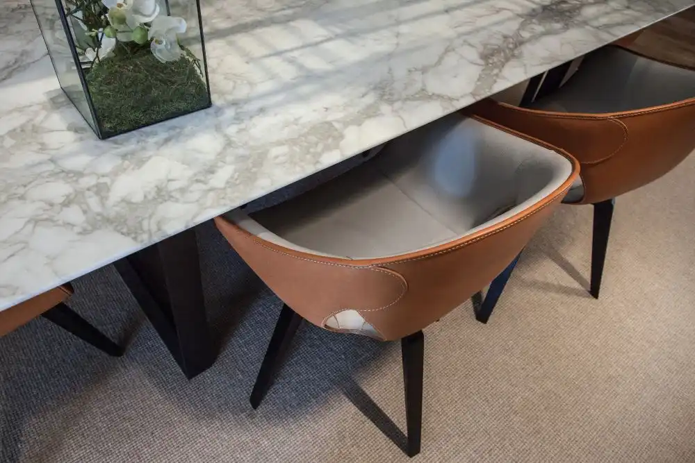 Moden Brown Leather dining Chairs from Poltrona Frau