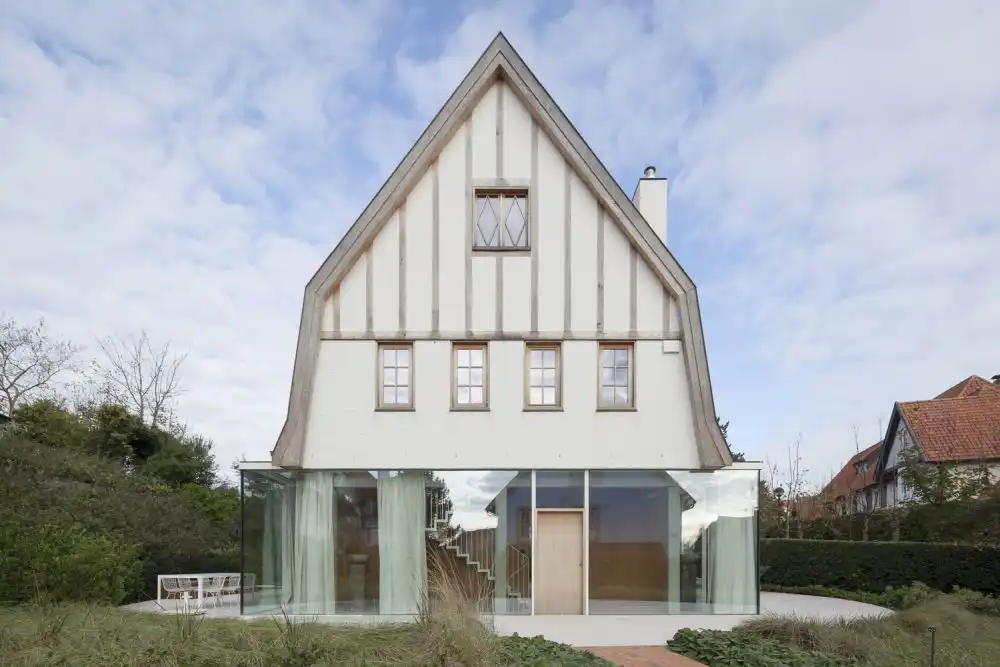 Modern Cottage House