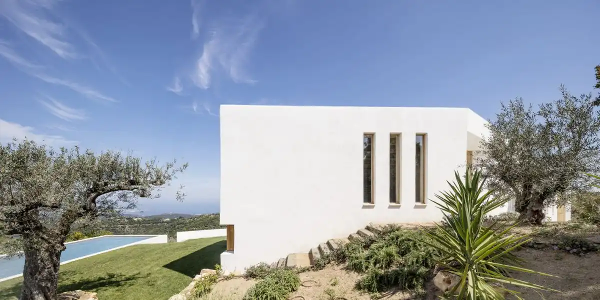 Modern White house in Spain 05 AM Arquitectura - pool