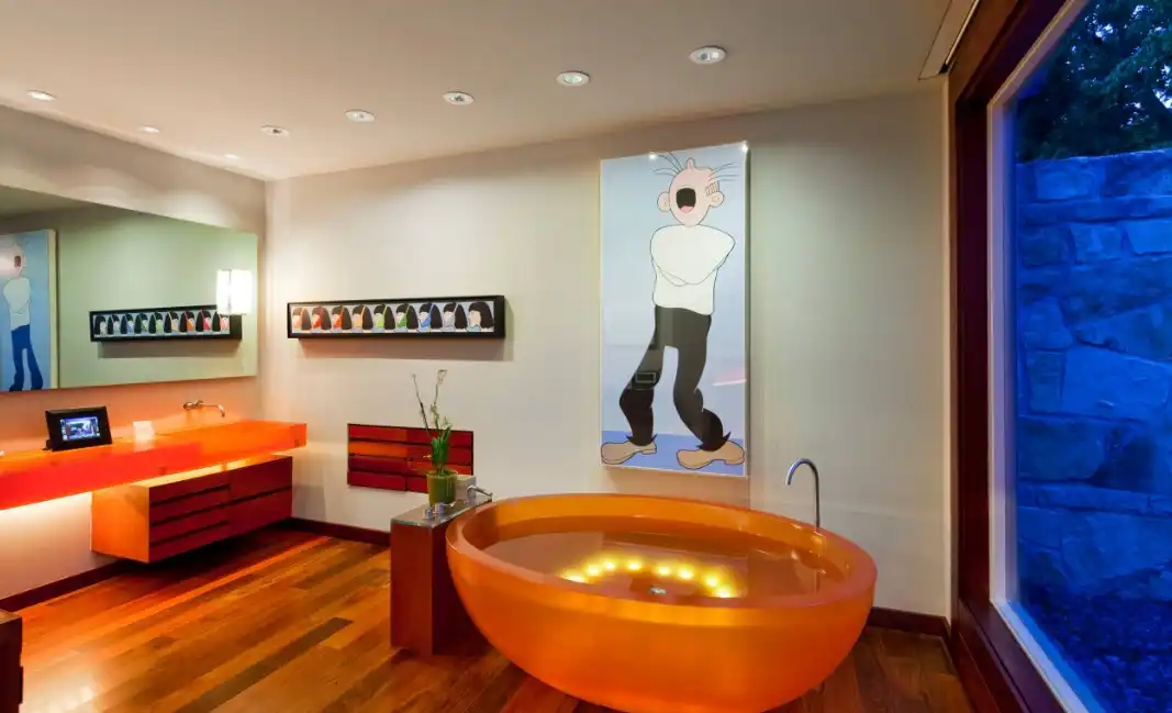 Hvilke farver gør orange og tips til hvordan man bruger farven 13 Modern bathroom with orange bathtub