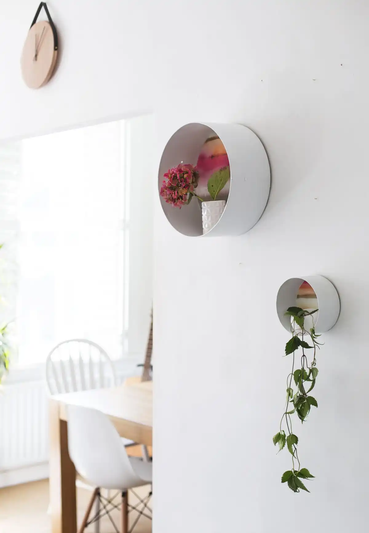 Modern circular shelves