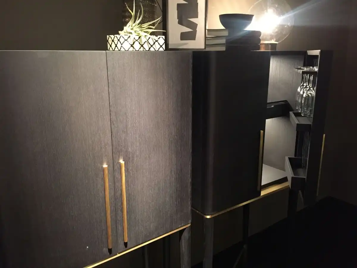 Modern standing bar dressing with gold accents