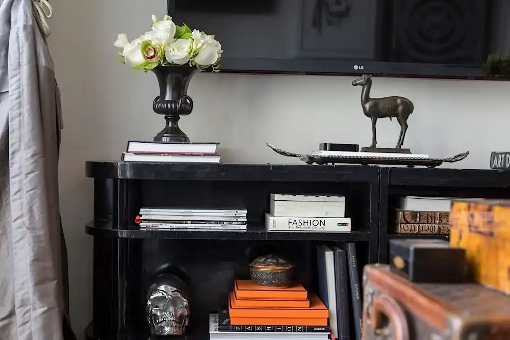 Montana Labelle Uptown Loft Design Living small accessories