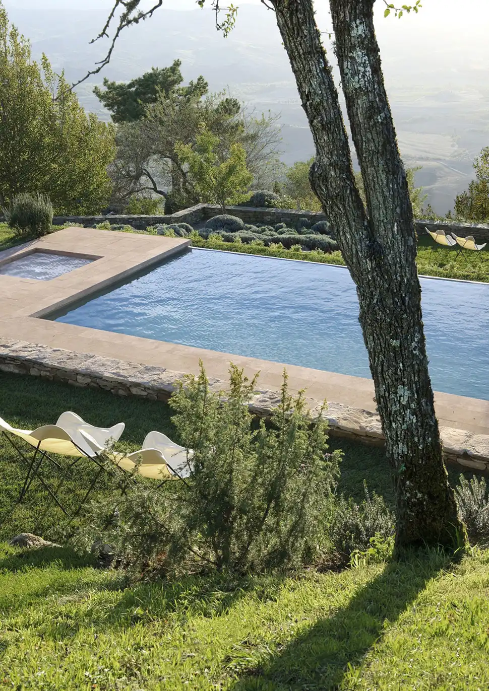 Monteverdi by Ilaria Miani Backyard pool
