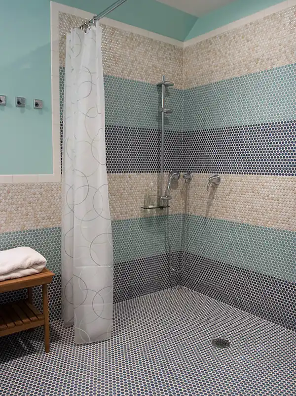 Multicolored penny tiles for a shower