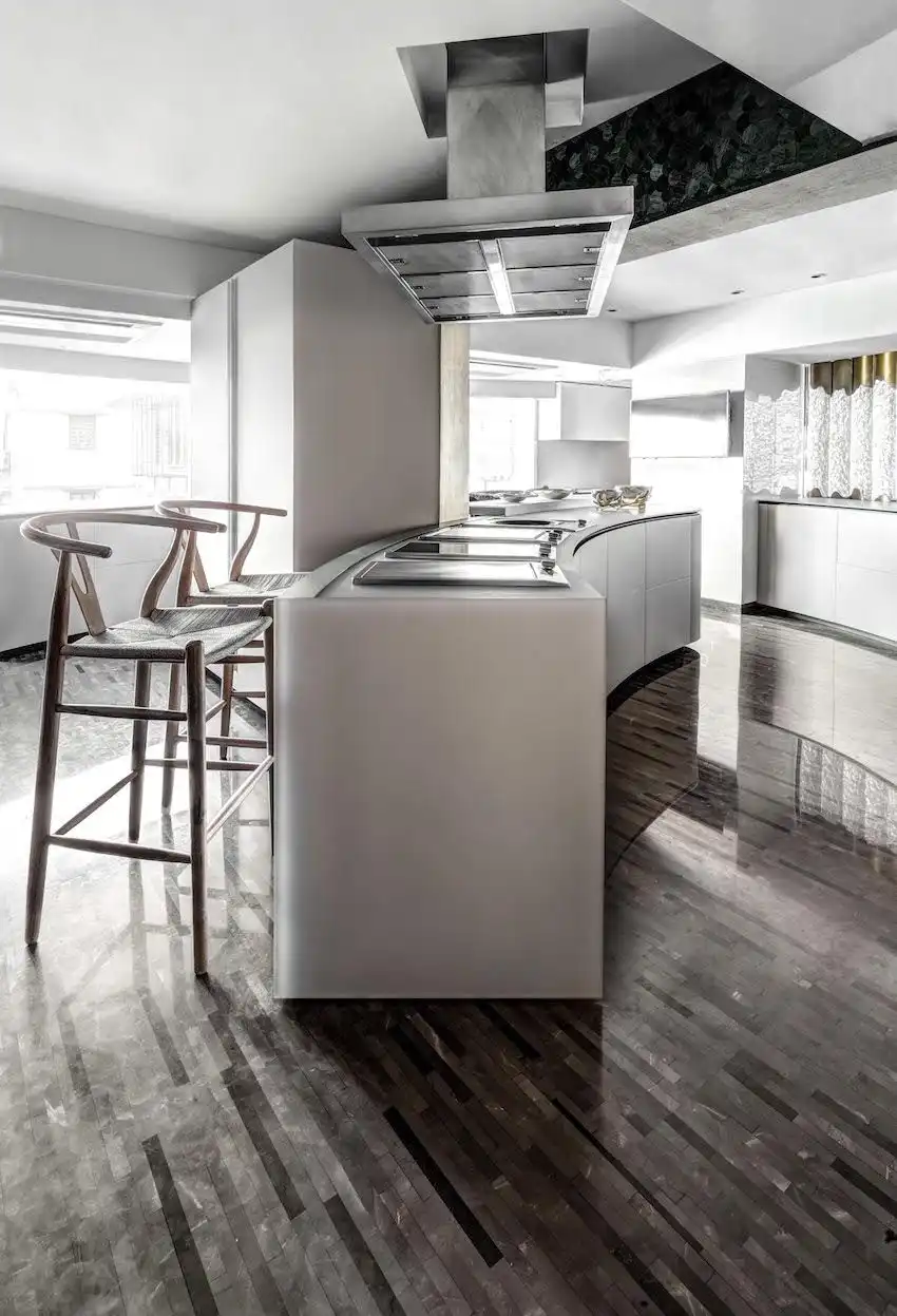 Mumbai Queens Necklace Apartment Decor - curved island