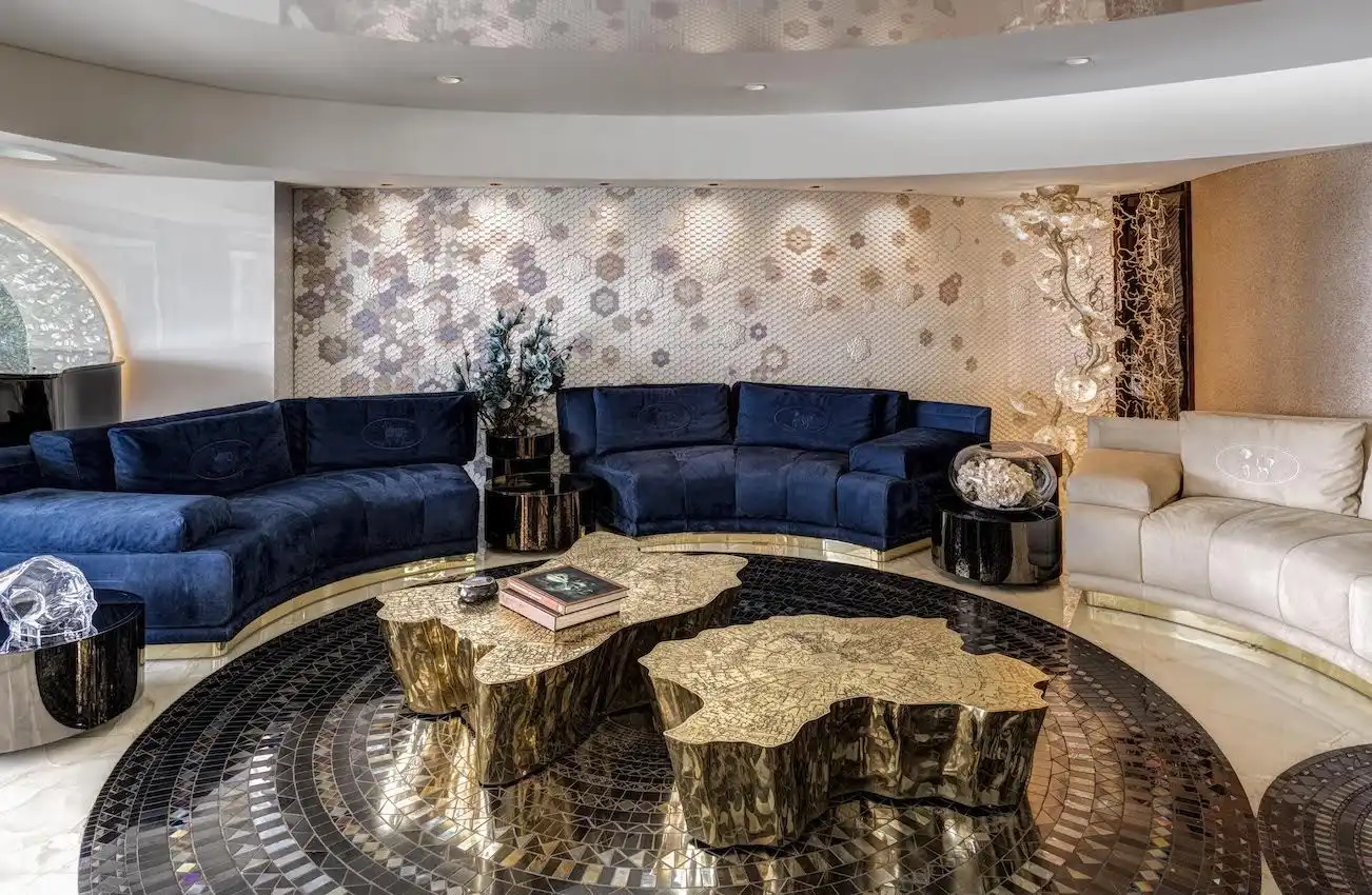Mumbai Queens Necklace Apartment Decor - open plan