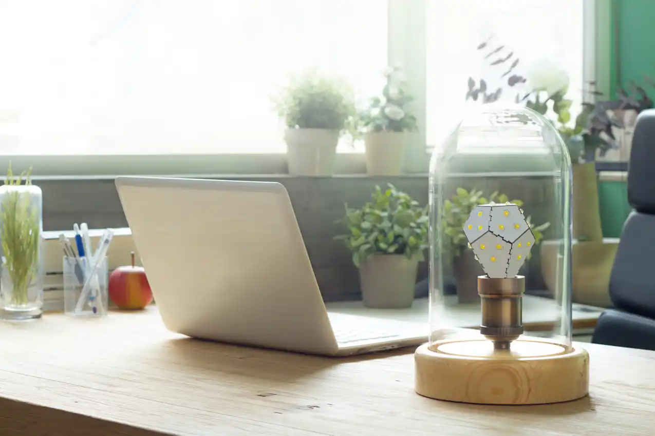 Nanoleaf glass dome