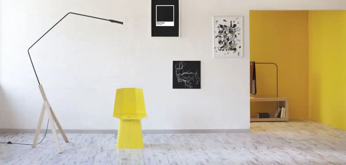 Noneli minimalist tripod floor lamp