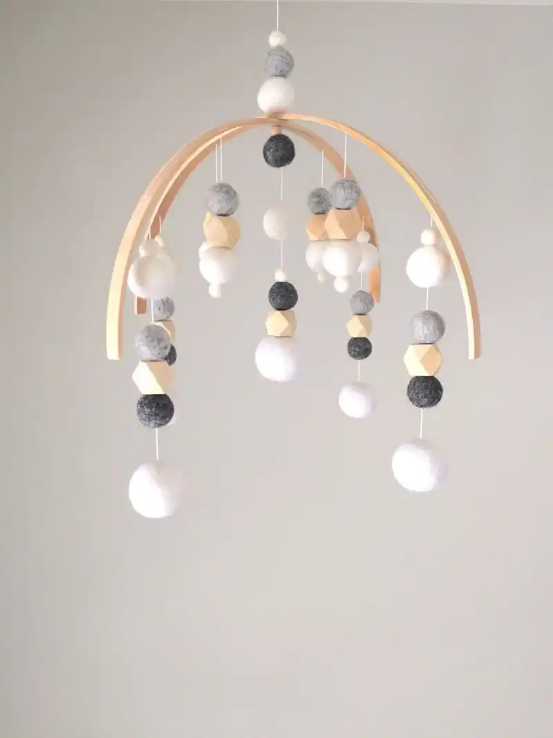 Nursery felt mobile