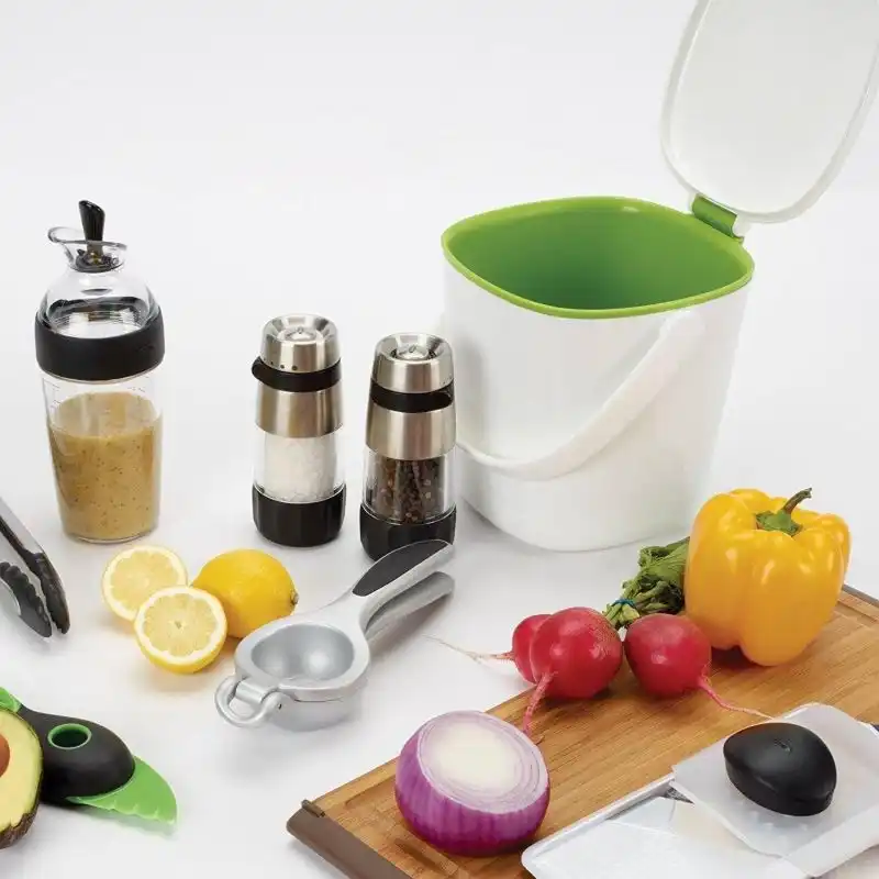 OXO Good Grips Easy Clean Compost Bin