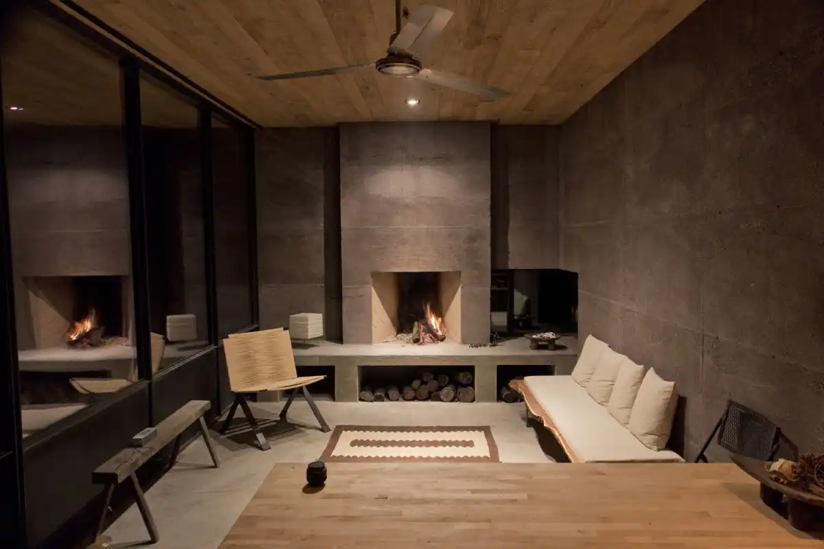 Off grid home in Southern Arizona living