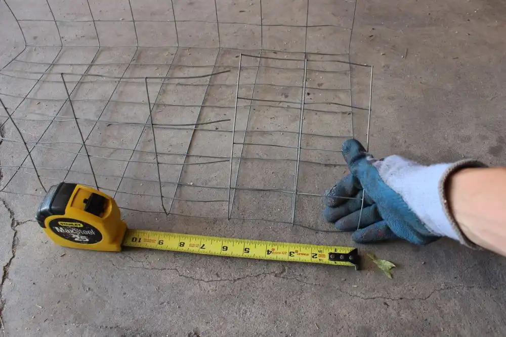 only-cut-the-wires-on-the-side-itself