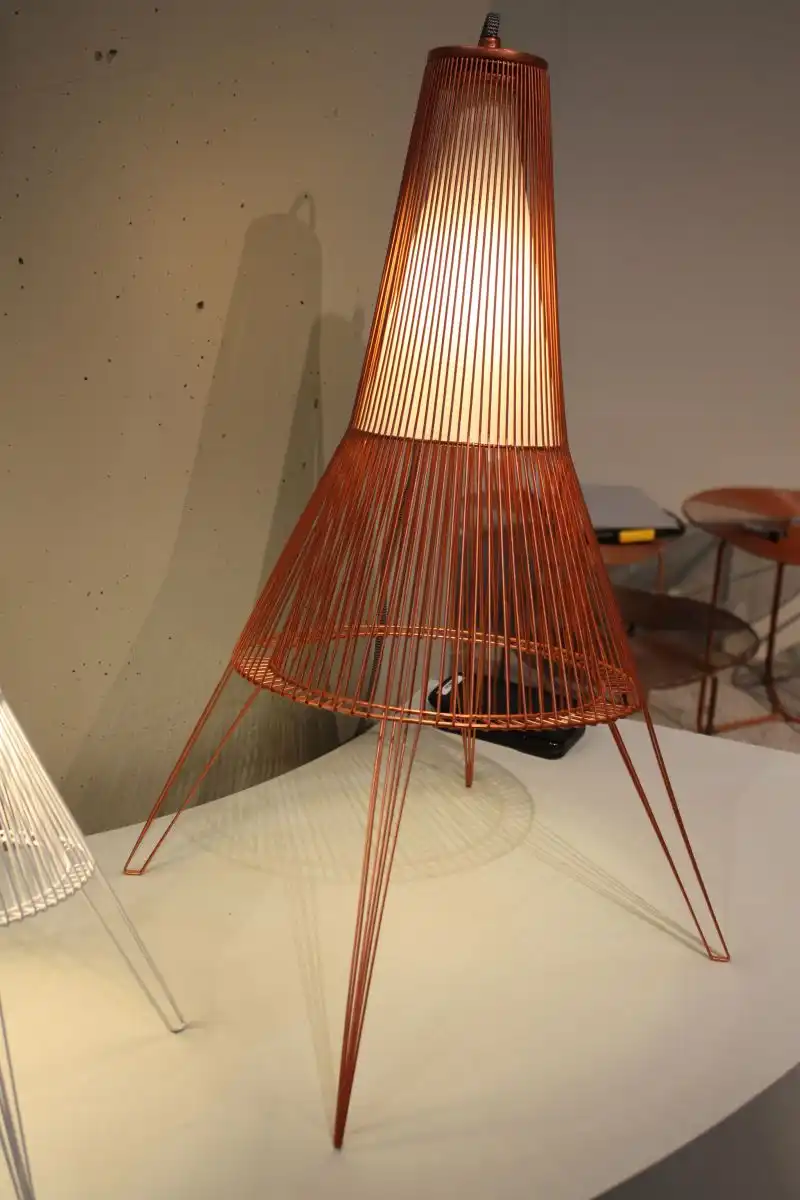 PPNS Lija standing lamp with hairping legs