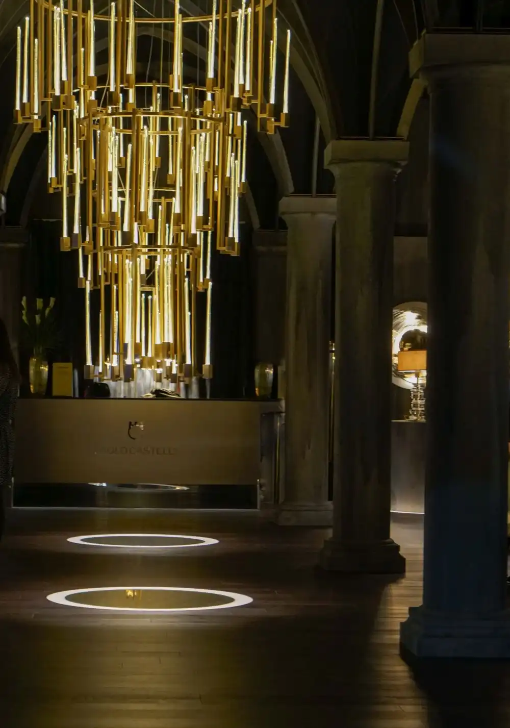 Paolo Castelli Kali Chandelier