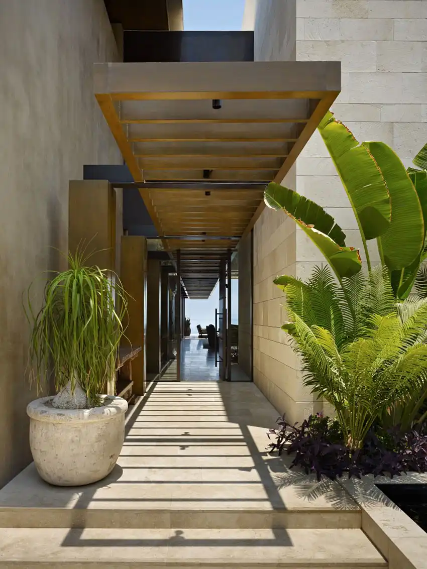 Pergola for a small Entryway Mexico Residence by Olson Kundig Architects