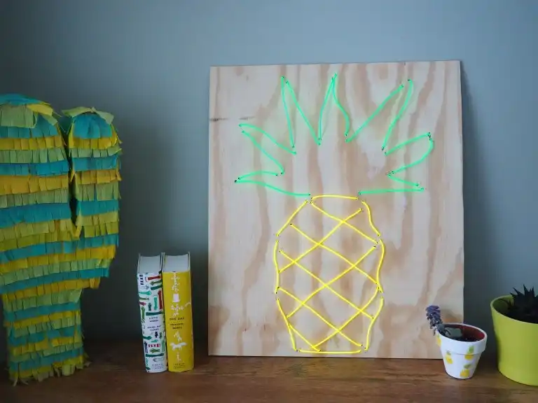 Pineapple neon Sign