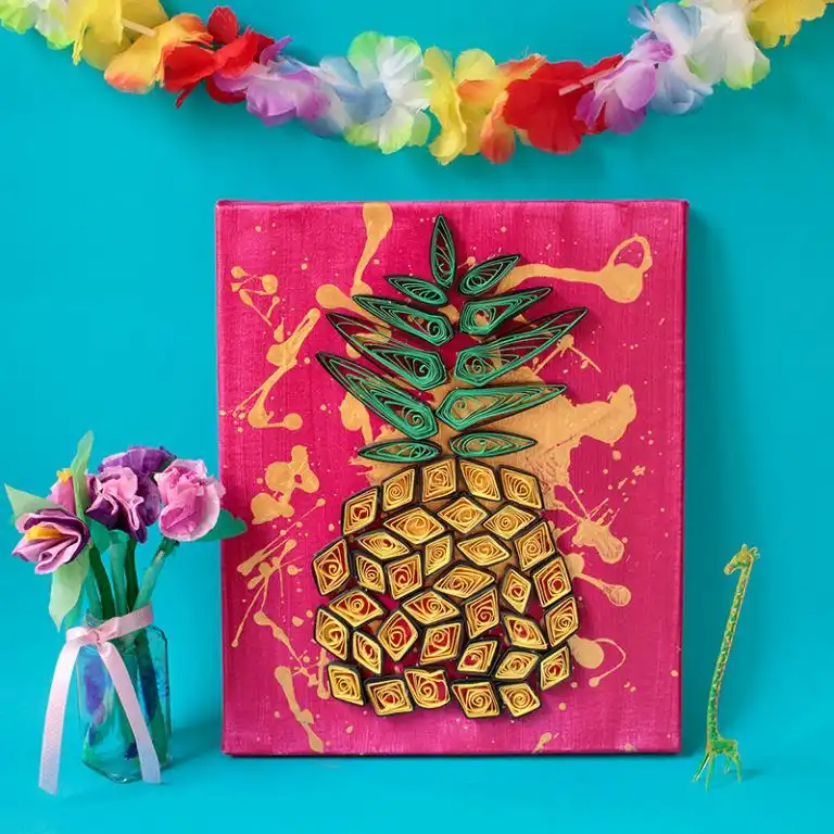 Pineapple wall art pattern