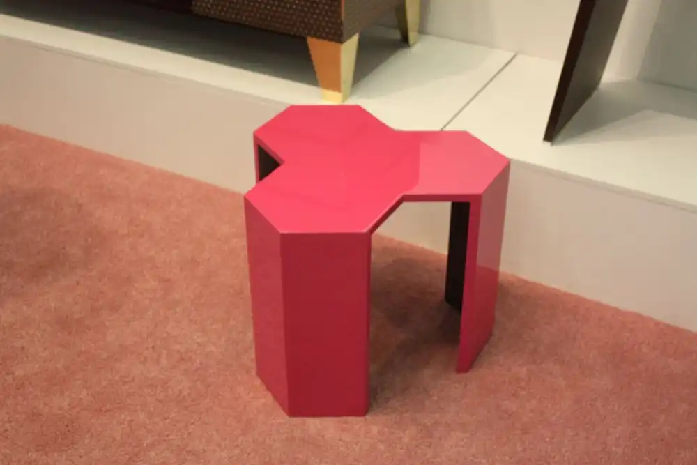 Pink stool to decorate the kids room
