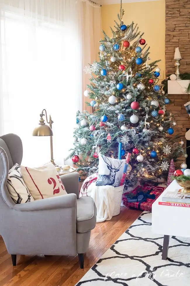 Place the Christmas Tree in the Corner
