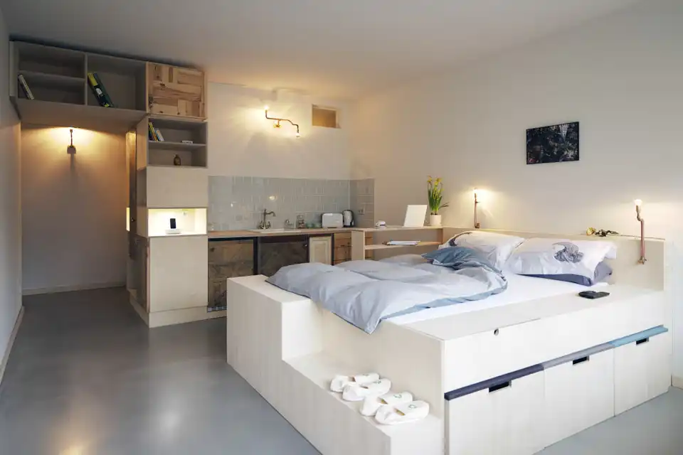 Plus One Small Apartment in Berlin Bed Storage