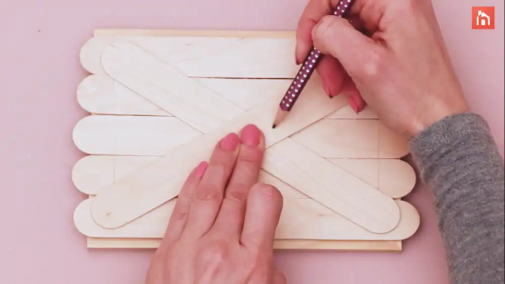 Popsicle stick wall decor craft step 13