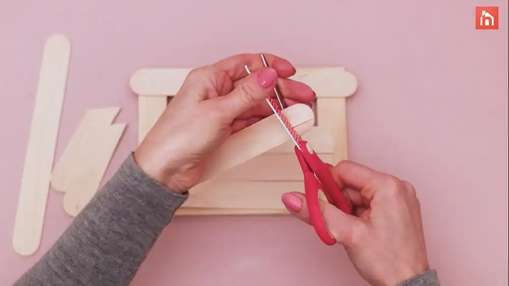 Popsicle stick wall decor craft step 17