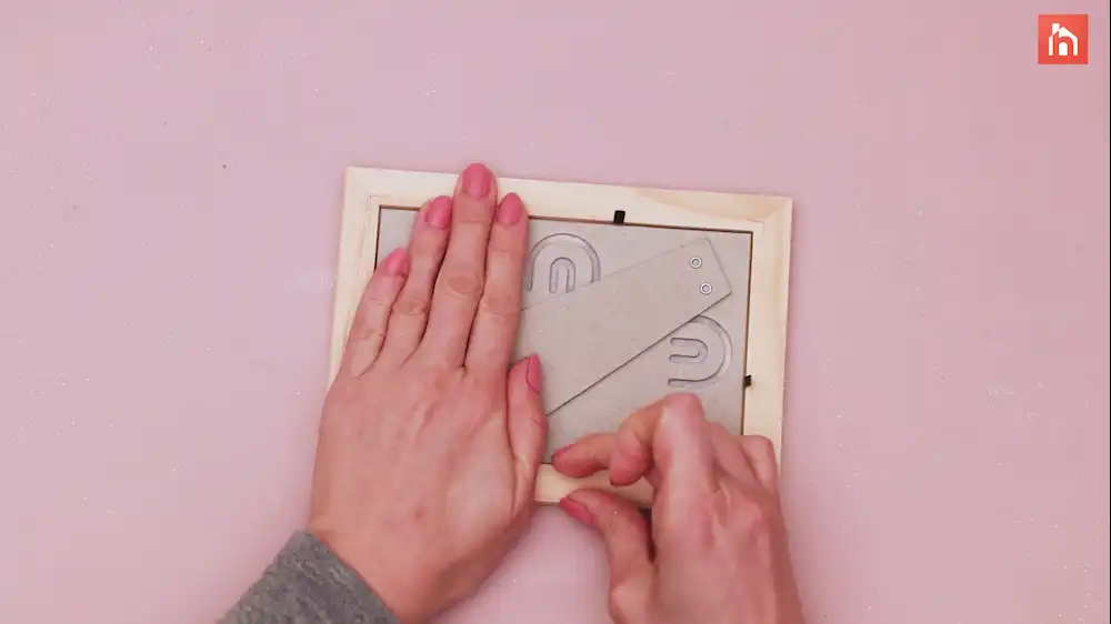 Popsicle stick wall decor craft step 2