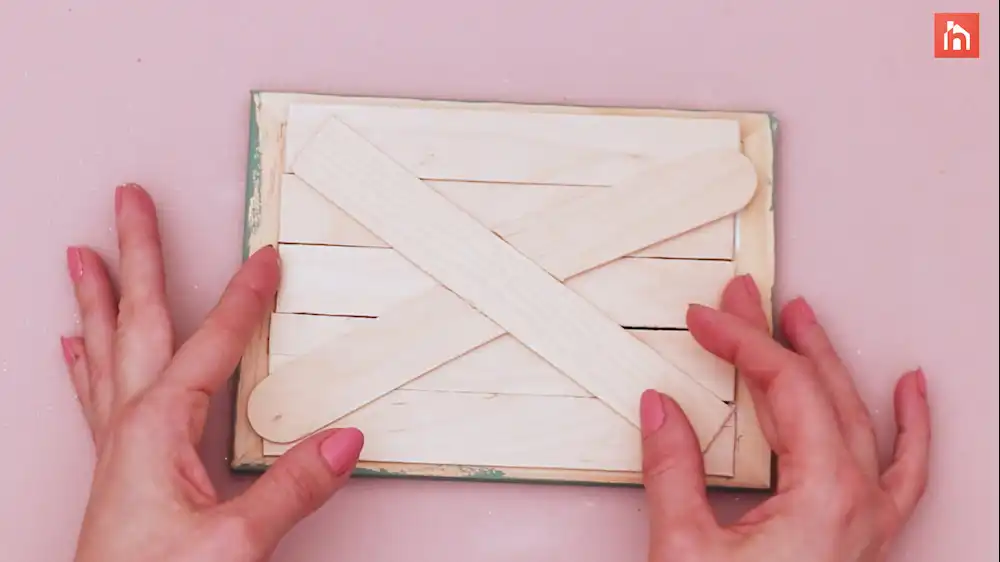 Popsicle stick wall decor craft step 34