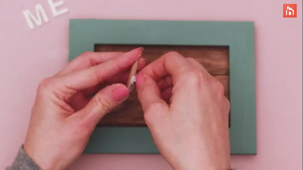 Popsicle stick wall decor craft step 37