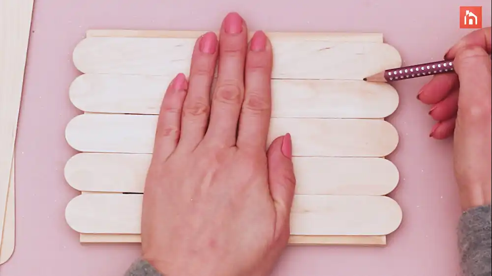 Popsicle stick wall decor craft step 8