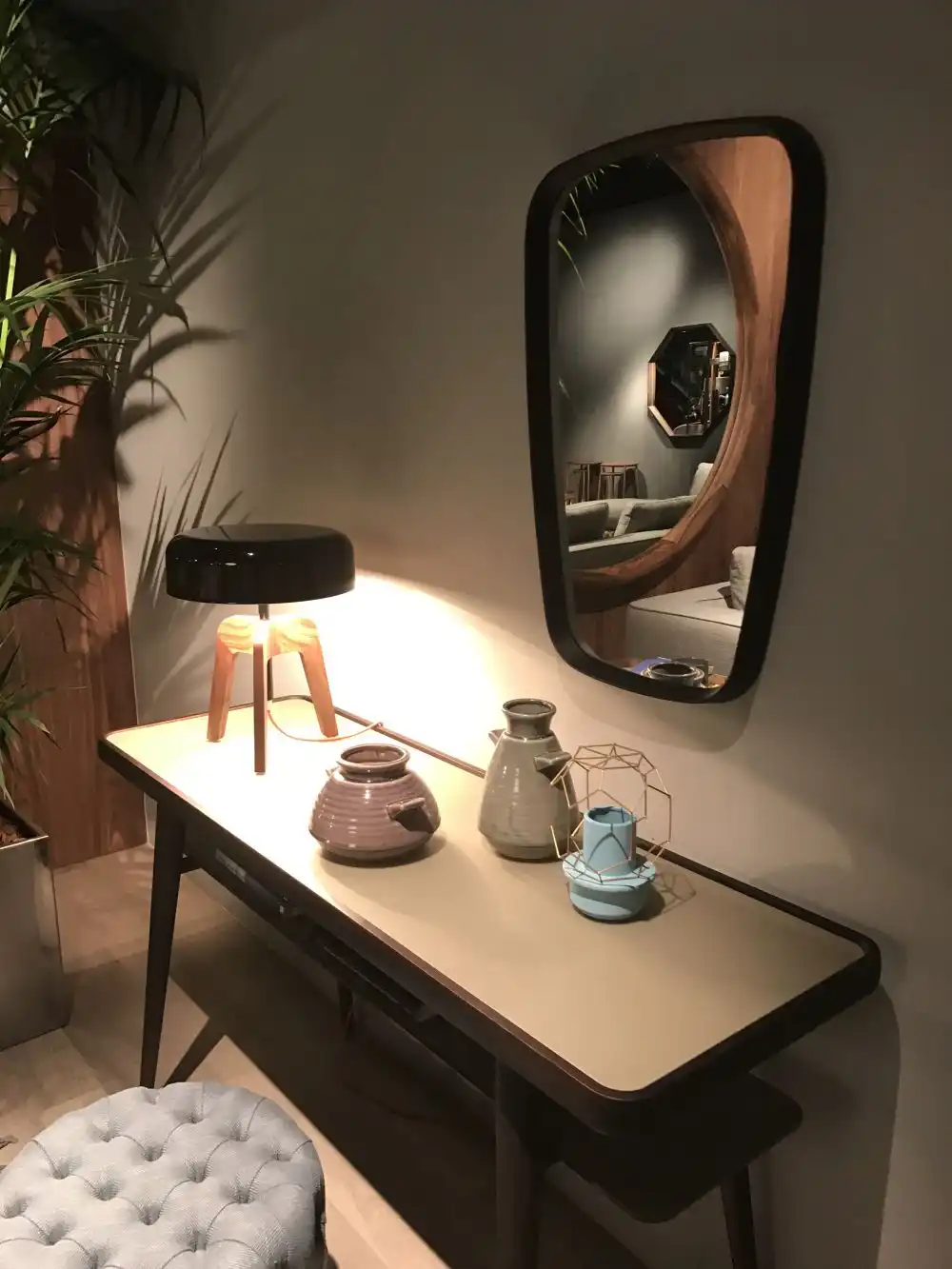Porada mirror and side table for entryway