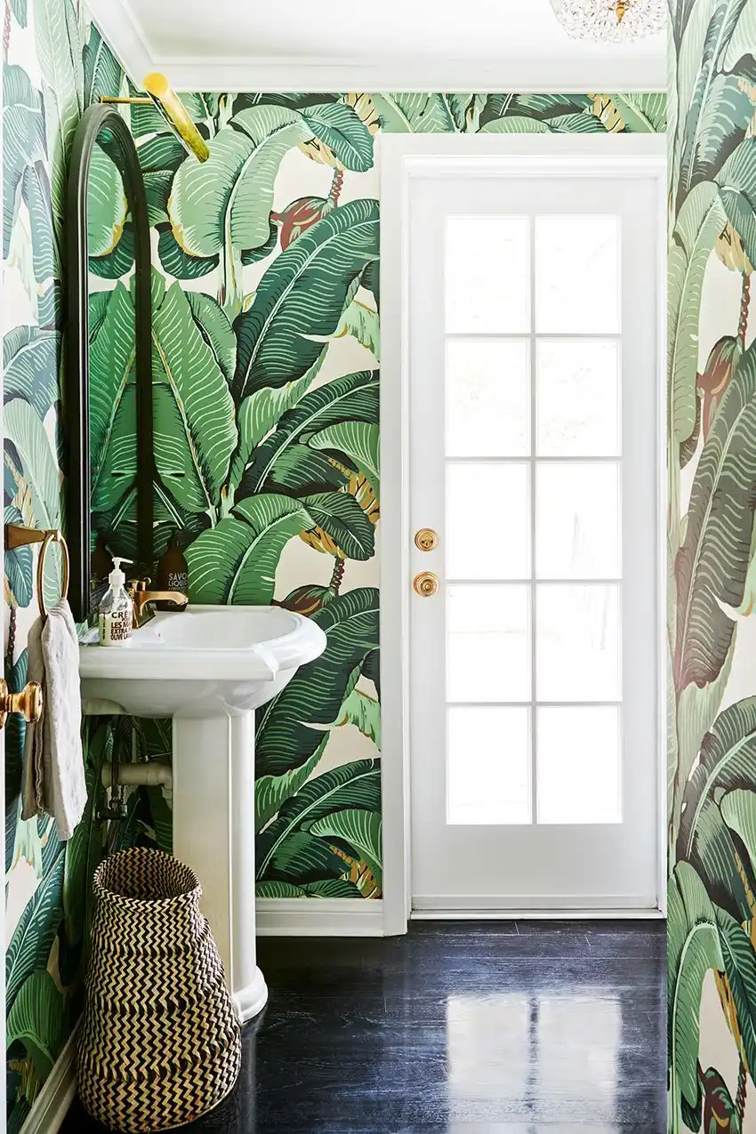Power of bold green wallpaper