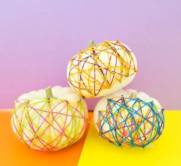 Pumpkins string art DIY