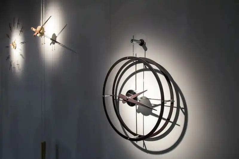 Modern and Cool Wall Clocks That Favor Looks Without Neglecting Function