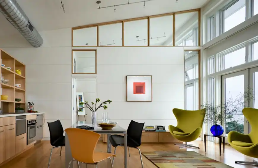 Put a Modern Spin on the Transom