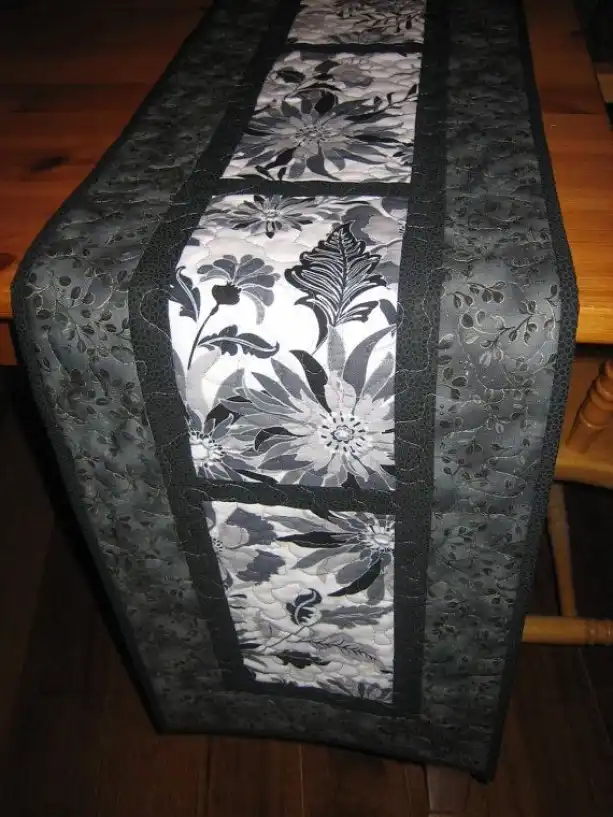 Quilted Blanket alternatvie table runner