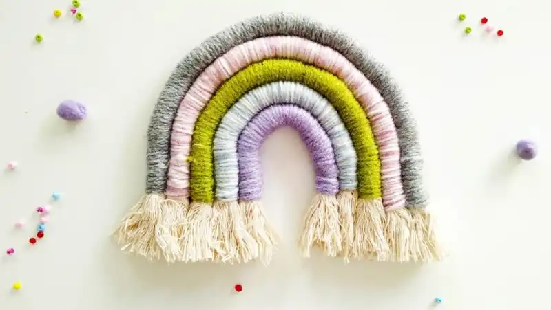 macrame rainbow wall hanging