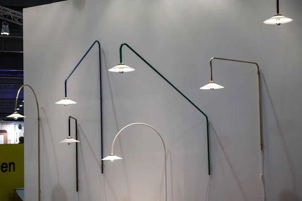 Reading lights