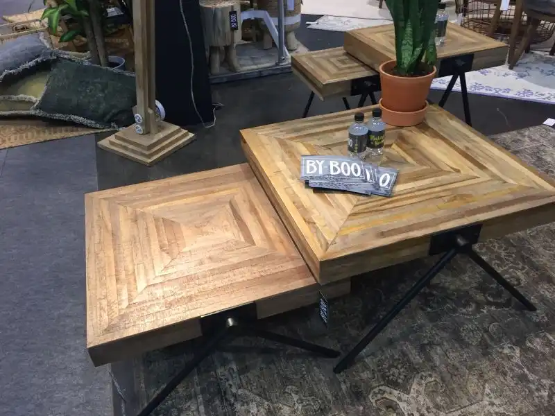 rectangular-wood-rustic-coffee-table