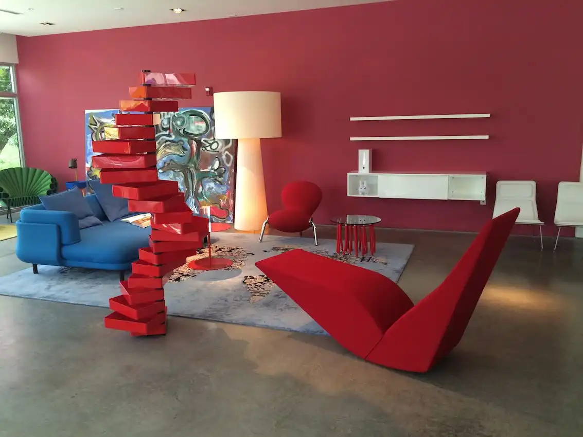 Modern Home Decor Brings Fresh Look to Any Room