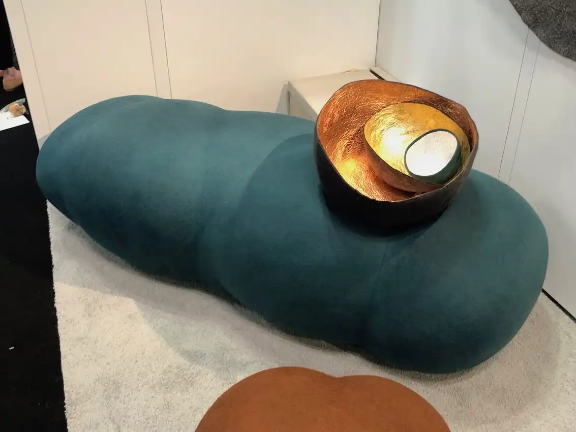 Ronel Jordan wool bench