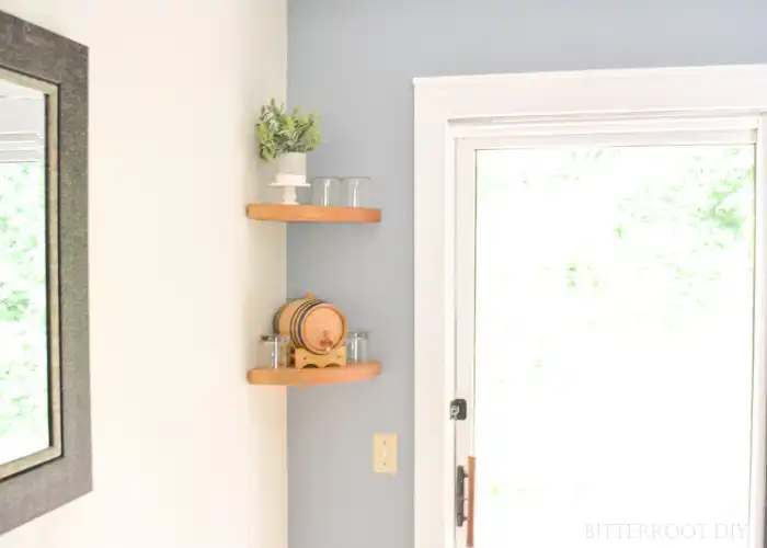 Rounded Corner Shelves
