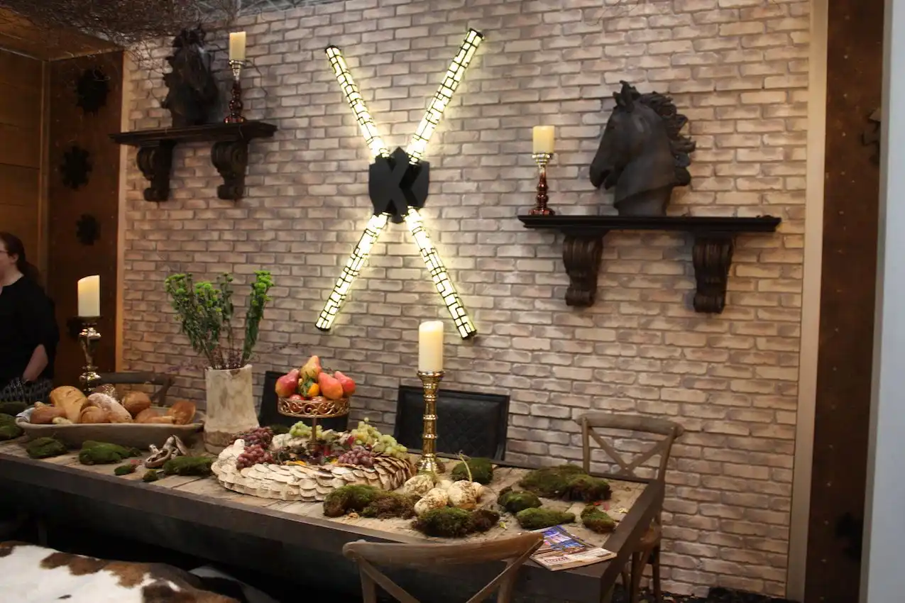 Royal lighting game of thrones