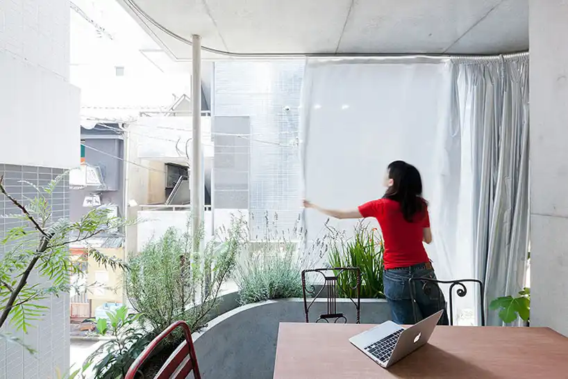 Ryue Nichizawa Balcony